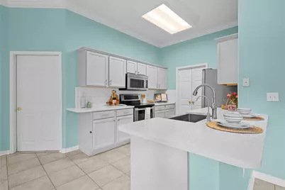 151 Heron Oaks, Rockport, TX 78382 - Photo 8