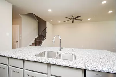 2910 Scanlan Meadow #18, Missouri City, TX 77459 - Photo 12