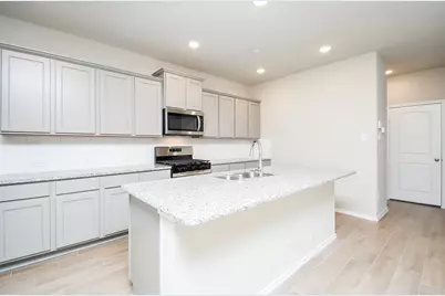 2910 Scanlan Meadow #18, Missouri City, TX 77459 - Photo 8