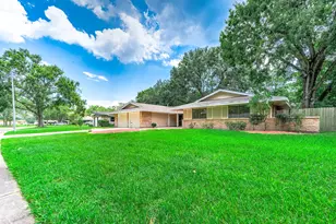 1610 Richvale Ln, Houston, TX 77062 - Photo 2