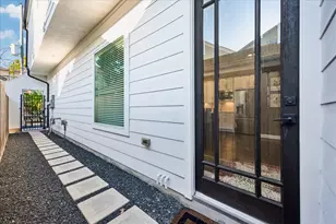 1727 Michigan St, Houston, TX 77006 - Photo 2