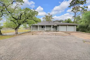 11412 Ln St, Houston, TX 77029 - Photo 2
