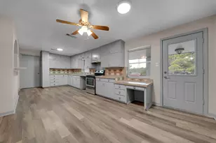 11412 Ln St, Houston, TX 77029 - Photo 4
