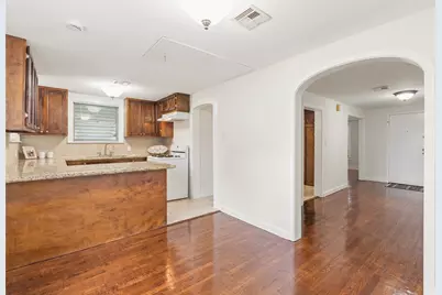 5319 Avenue O 1/2, Galveston, TX 77551 - Photo 14