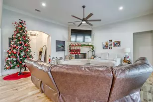 1053 Churchill Ln, Millsap, TX 76066 - Photo 8