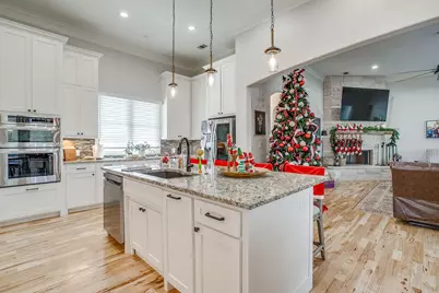 1053 Churchill Lane, Millsap, TX 76066 - Photo 12