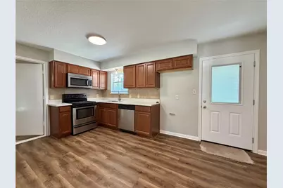 403 Lotus Street, Lake Jackson, TX 77566 - Photo 12