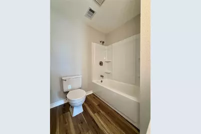 403 Lotus Street, Lake Jackson, TX 77566 - Photo 28