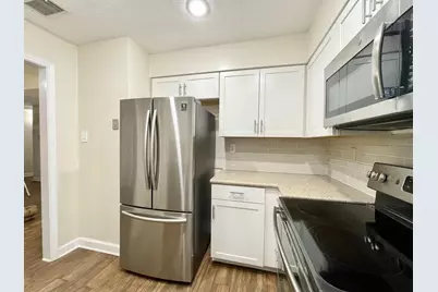 3740 Thistlemont Drive, Houston, TX 77042 - Photo 6