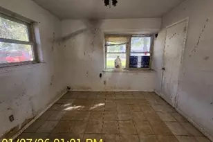 230 Kansas St, Bacliff, TX 77518 - Photo 16