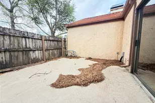 16015 Golf Club Dr, Crosby, TX 77532 - Photo 16