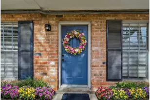 9029 Gaylord St, Houston, TX 77024 - Photo 2