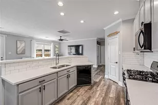 1616 Bel Riposo Ln, League City, TX 77573 - Photo 14