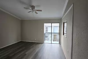 9550 Deering Dr, Houston, TX 77036 - Photo 8