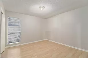 819 Seamaster Dr, Houston, TX 77062 - Photo 10