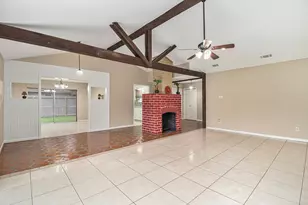819 Seamaster Dr, Houston, TX 77062 - Photo 4