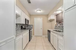 819 Seamaster Dr, Houston, TX 77062 - Photo 6
