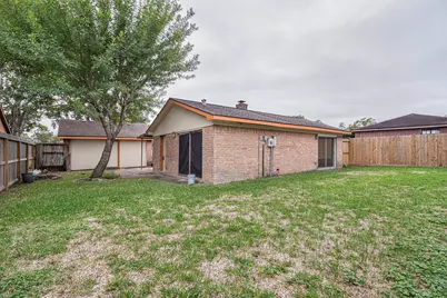 819 Seamaster Drive, Houston, TX 77062 - Photo 14