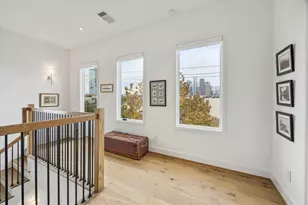 301 W Polk St, Houston, TX 77019 - Photo 16