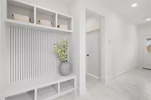 1614 Ojeman Rd, Houston, TX 77055 - Photo 6