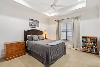 4916 Valerie Street, Bellaire, TX 77401 - Photo 34