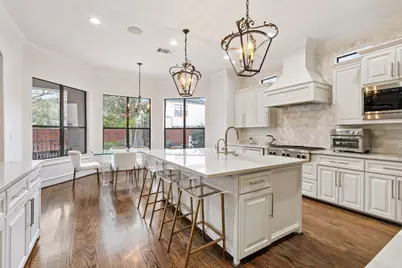 4916 Valerie Street, Bellaire, TX 77401 - Photo 8