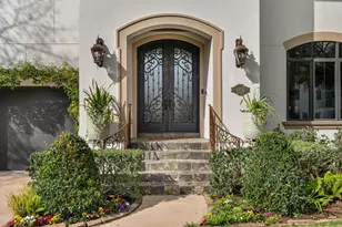 4916 Valerie St, Bellaire, TX 77401 - Photo 2