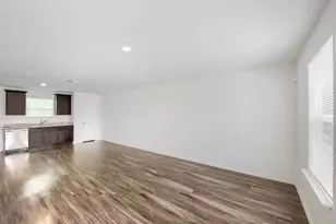 7839 Sandy, Houston, TX 77028 - Photo 2