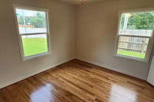 5501 Huisache St, Houston, TX 77081 - Photo 6