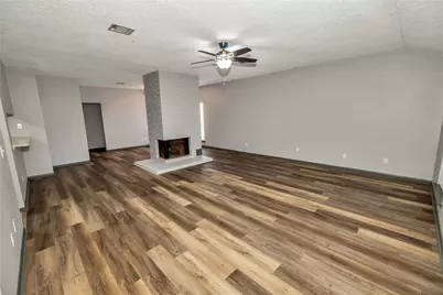 5216 Spring Branch Drive, Pearland, TX 77584 - Photo 2