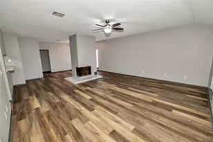 5216 Spring Branch Dr, Pearland, TX 77584 - Photo 2