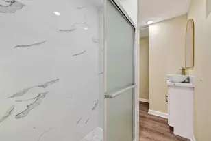 2725 Avenue F, Rosenberg, TX 77471 - Photo 12