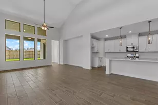 305 Silver Sage St, Conroe, TX 77304 - Photo 4