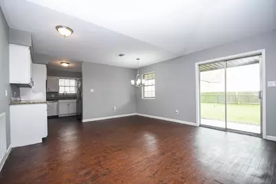 208 Willow Street, Sealy, TX 77474 - Photo 10