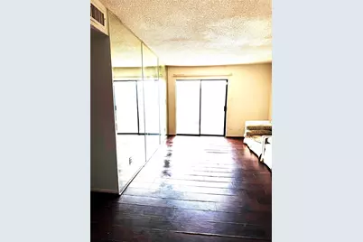 2830 S Bartell Drive #39, Houston, TX 77054 - Photo 2