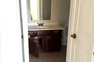 2830 S Bartell Dr, Houston, TX 77054 - Photo 8