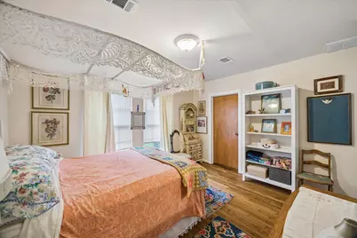 705 W 34th Street, Houston, TX 77018 - Photo 18