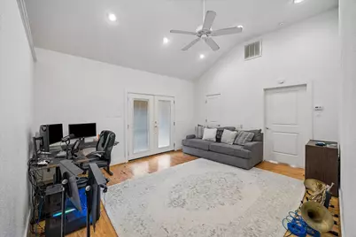 705 W 34th Street, Houston, TX 77018 - Photo 24