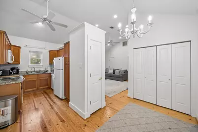705 W 34th Street, Houston, TX 77018 - Photo 26