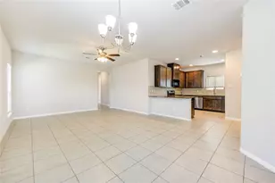 6430 Macroom Meadows Ln, Houston, TX 77048 - Photo 6