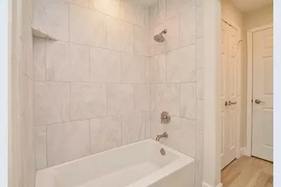 414 Lakeview Drive, Sugar Land, TX 77498 - Photo 16