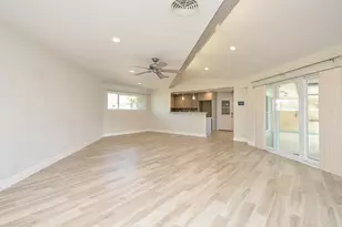 414 Lakeview Dr, Sugar Land, TX 77498 - Photo 6