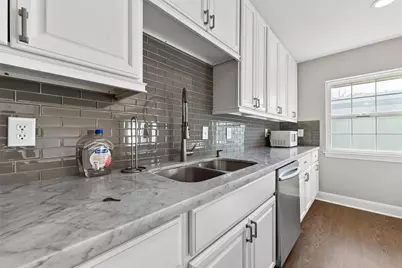 6351 Briar Rose Drive #149, Houston, TX 77057 - Photo 12