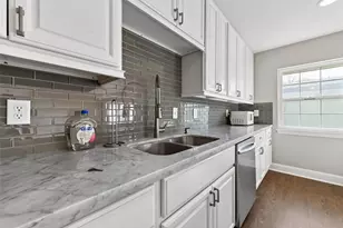 6351 Briar Rose Dr, Houston, TX 77057 - Photo 12