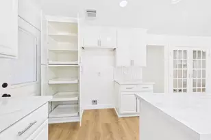 2012 Catamaran Dr, League City, TX 77573 - Photo 8