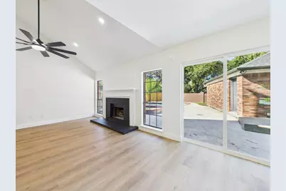 2012 Catamaran Drive, League City, TX 77573 - Photo 2