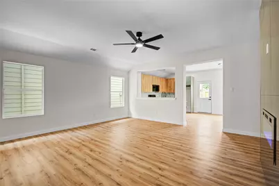 9307 Fillmont Lane, Houston, TX 77044 - Photo 8