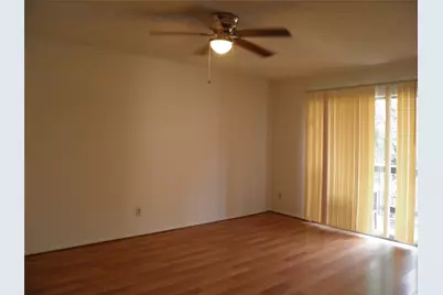 10555 Turtlewood Court #303, Houston, TX 77072 - Photo 2