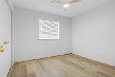 9423 Bollingbrook Drive, Houston, TX 77083 - Photo 8