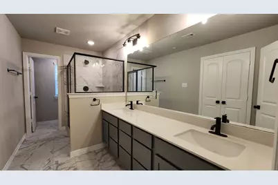8009 Scanlan Trail, Missouri City, TX 77459 - Photo 16